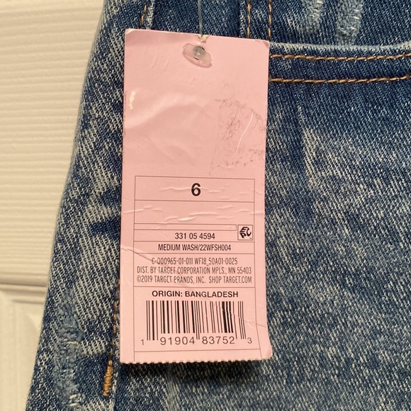 Brand New Wild Fable Medium Wash Highest Rise Cutoff Shorts…size 6 - Picture 6 of 6